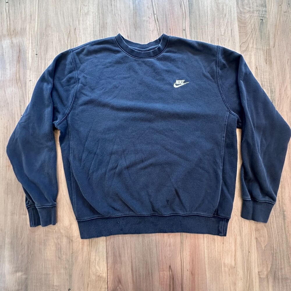 Nike Sportswear Crewneck Sweatshirt‎ Faded Black Embroidered Swoosh Size M